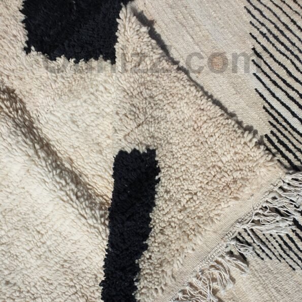 DIVIA | 8'2x5'7 Ft | 2,50x1,75 m | Moroccan Beniourain Rug | 100% wool handmade - Image 5