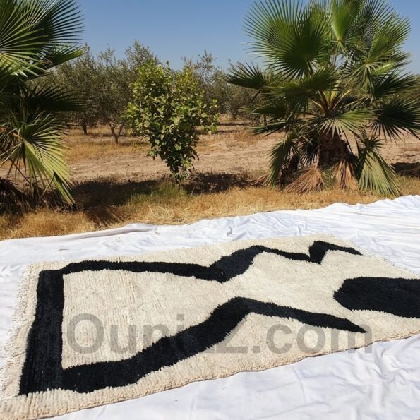 DIVIA | 8'2x5'7 Ft | 2,50x1,75 m | Moroccan Beniourain Rug | 100% wool handmade - Image 7