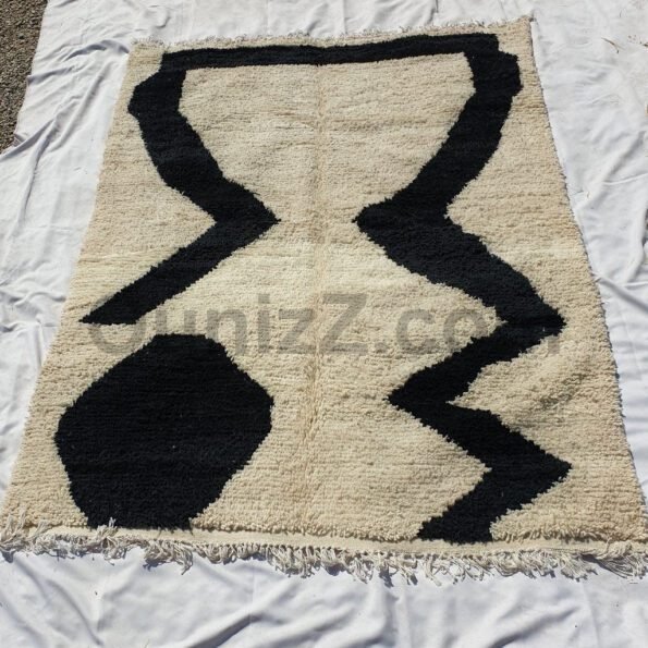 DIVIA | 8'2x5'7 Ft | 2,50x1,75 m | Moroccan Beniourain Rug | 100% wool handmade - Image 4