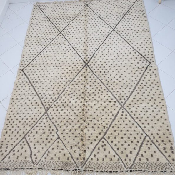 GATO | 10x7 Ft | 3,07x2,16 m | Moroccan Beni Mrirt Rug | 100% wool handmade - Image 4