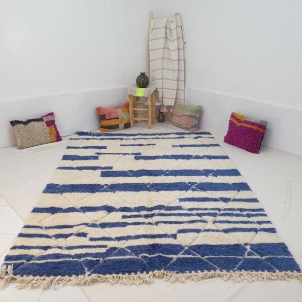 Moroccan Beni Ouarain White & Blue Rug | BAHR | 9'9 x 6'4 Ft | 3x2 m | 100% wool handmade - Image 2