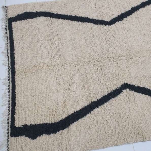 SIDIVIA | 8'6x6 Ft | 2,6x1,8 m | Moroccan Beniourain Rug | 100% wool handmade - Image 5