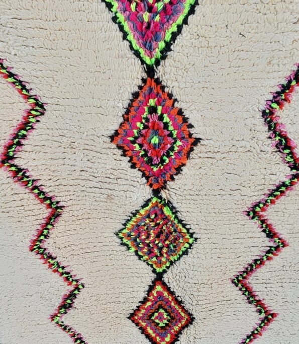 TAGWITT | Azilal Rug | 100% wool handmade in Morocco - Image 3