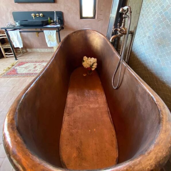 Antique Copper Bathtub, Copper Slipper Bath, Luxury Copper Baths - Image 4