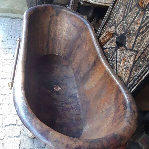 Antique copper bathtub - Image 4