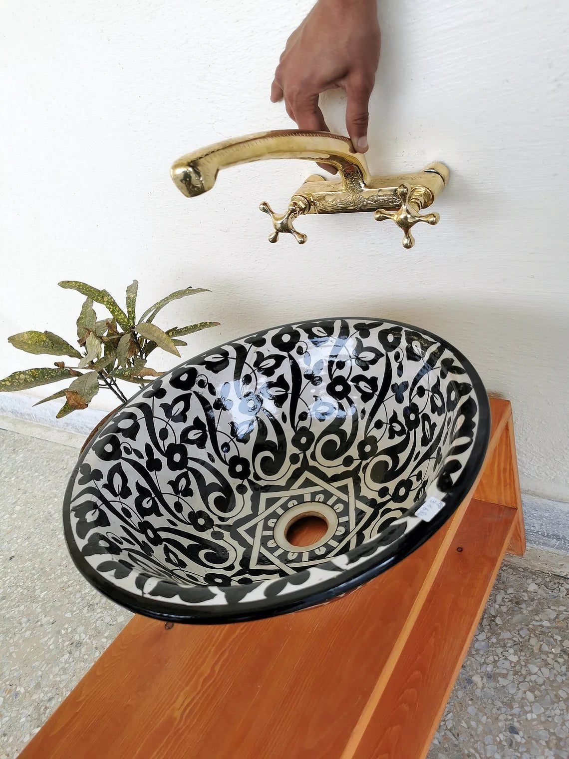 Basin ceramic sink + unlacquered brass faucet .& wall mount brass faucet with your measurements