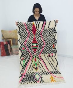 Moroccan White Rug Azilal | AWYUKA | 5'6x3'8 Ft | 1,72x1 m | 100% wool handmade