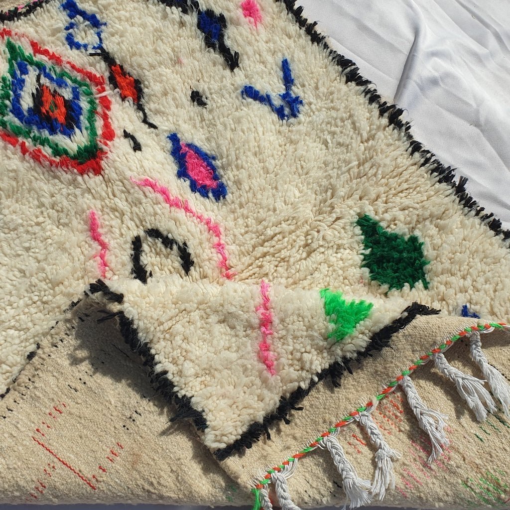 white-azilal-moroccan-rug-vintage-moroccan-rug-vintage-berber-rug-moroccan-area-rug-authentic-handmade-moroccan-wool-rug-48x33-ft-525109